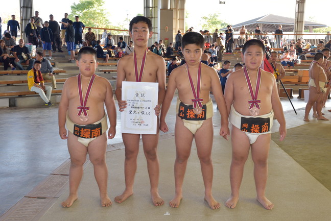 小学生団体3位　操南相撲クラブ　Bチーム